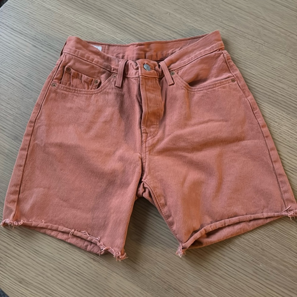 High Waisted Levi’s Shorts